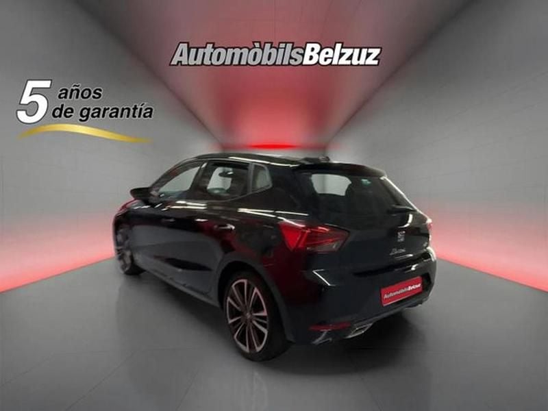 Usado Seat Ibiza FR 150 CV (110 kW) 2024 Negro Utilitario