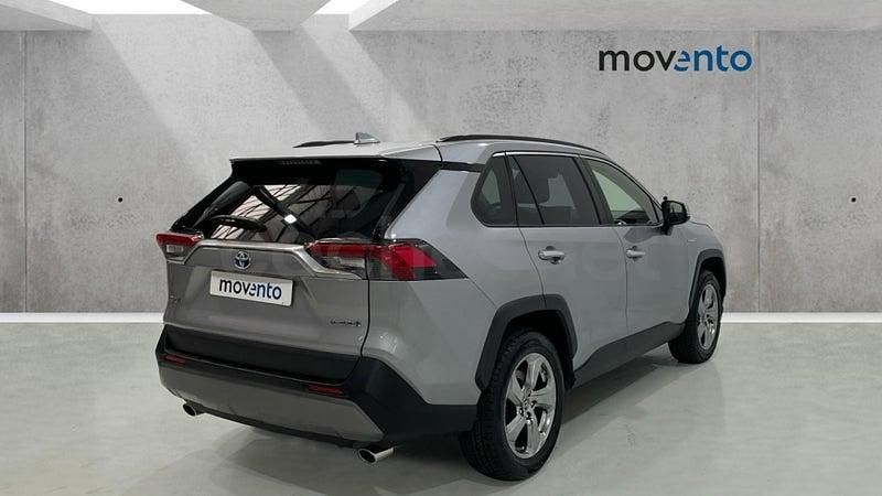 Usado Toyota RAV4 Hybrid Luxury 218 CV (160 kW) 2019 Gris / plata SUV