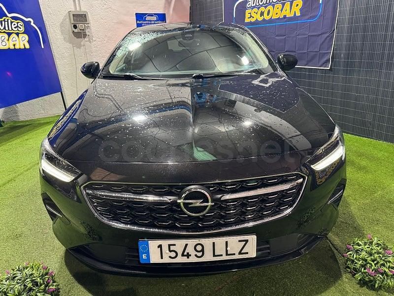 Usado Opel Insignia GS Line 122 HP (89 kW) 2021 Preto Sedan