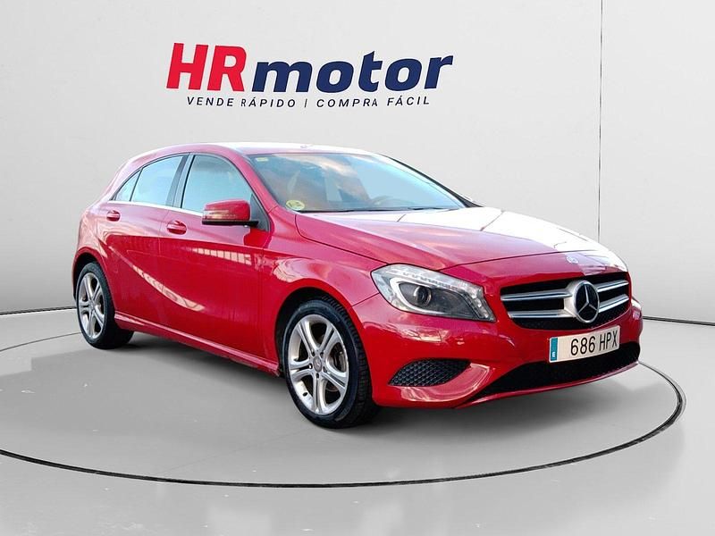 Usado Mercedes A180 Urban 110 CV (80 kW) 2013 Blanco Utilitario