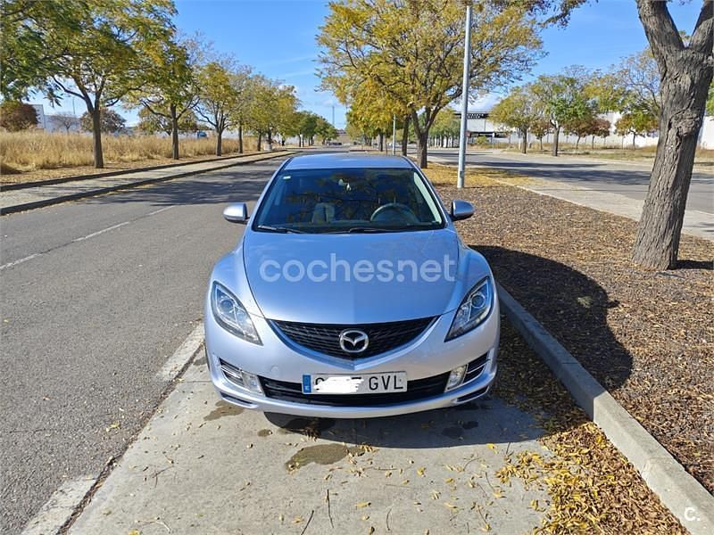 Usado Mazda 6 Luxury 163 CV (119 kW) 2010 Violeta / lila Berlina