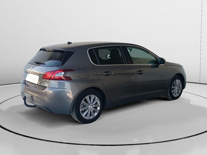 Usado Peugeot 308 Style 110 CV (80 kW) 2015 Negro Utilitario