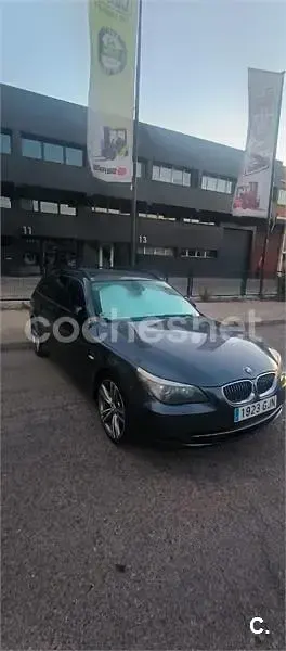 Usado BMW 530 235 CV (172 kW) 2008 Gris / plata Familiar