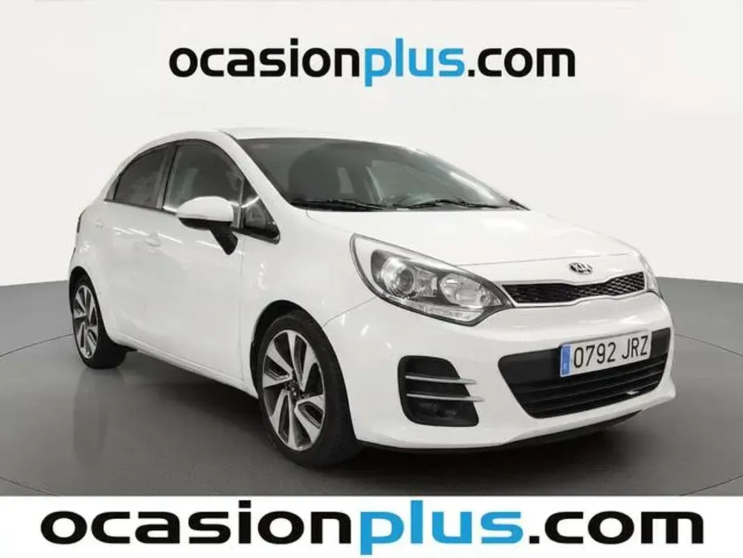 Usado Kia Rio 84 CV (61 kW) 2016 Blanco Utilitario