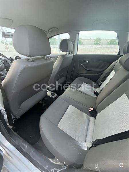 Gris / plata Usado 2005 Seat Ibiza Sport Berlina | 2400 € (Buen precio) - Imagen 1/4