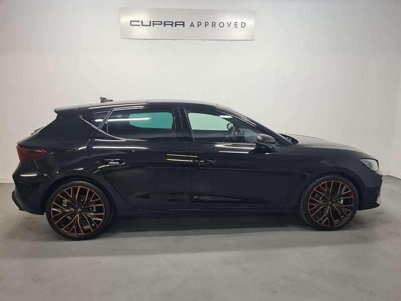 Nuevo Cupra Leon 150 CV (110 kW) 2025 Negro Utilitario