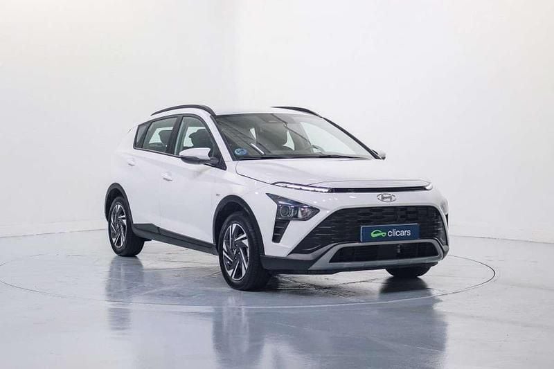 Usado Hyundai Bayon 101 CV (74 kW) 2023 Blanco SUV