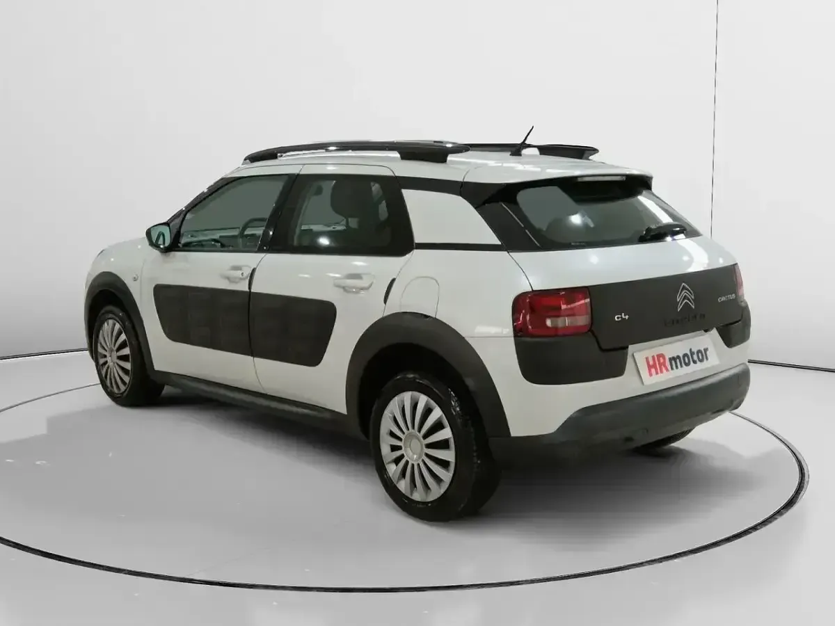 Usado Citroën C4 Cactus Feel 82 HP (60 kW) 2016 Branco Citadino