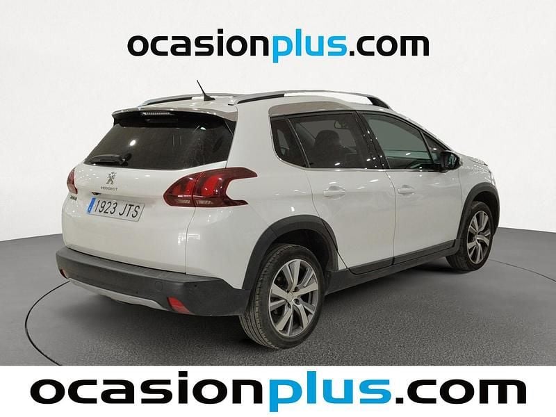 Usado Peugeot 2008 Allure 120 CV (88 kW) 2016 Blanco SUV