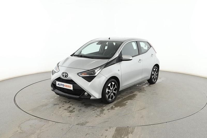 Plata Usado 2021 Toyota Aygo X-wave Utilitario | 10.799 € (Buen precio) - Imagen 1/3