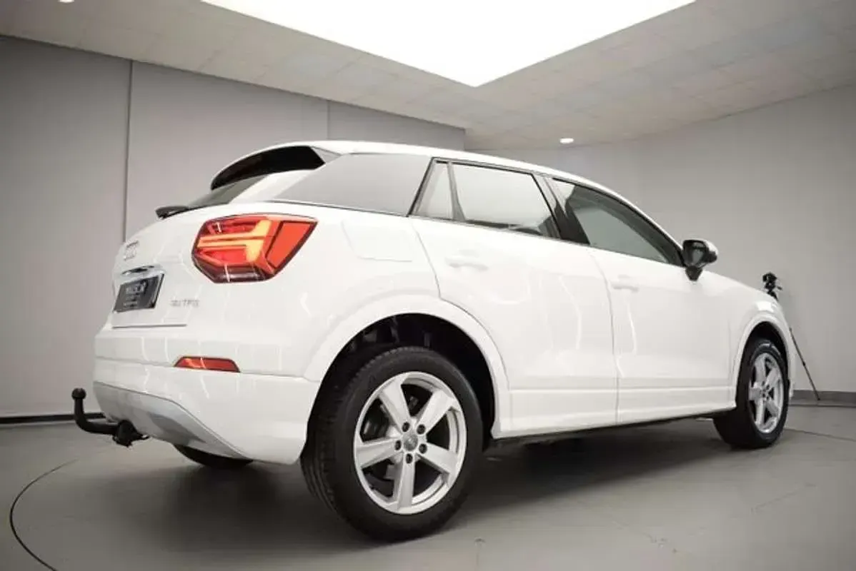 Usado Audi Q2 Advanced Plus 116 CV (85 kW) 2019 Blanco SUV