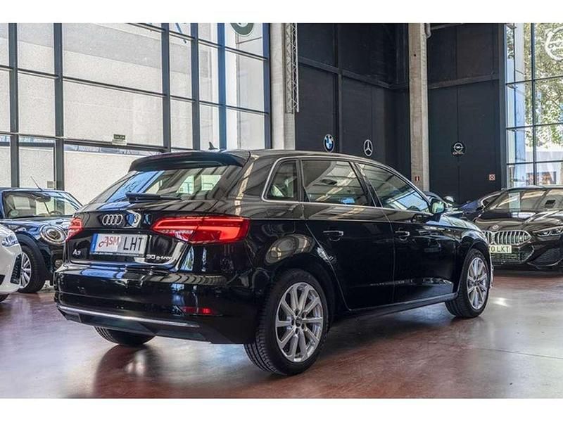 Usado Audi A3 Sportback g-tron Design 131 CV (96 kW) 2020 Negro Utilitario
