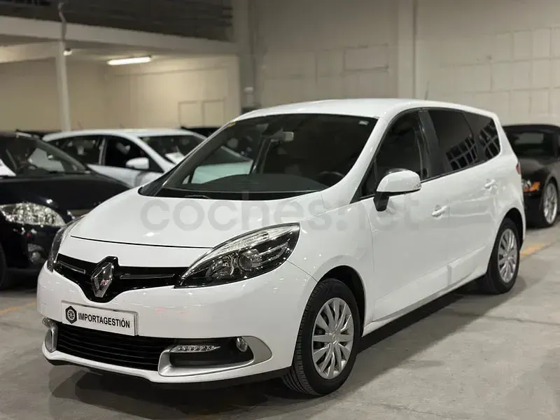 Usado Renault Scénic III 115 CV (84 kW) 2014 Blanco Monovolumen