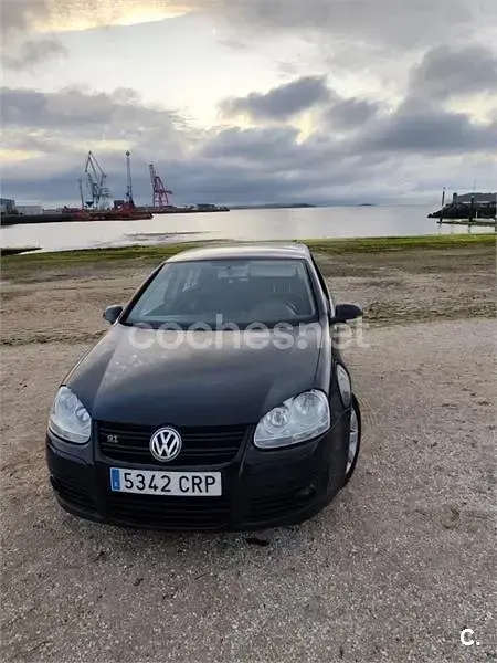 Usado VW Golf IV Highline 105 CV (77 kW) 2004 Azul Berlina