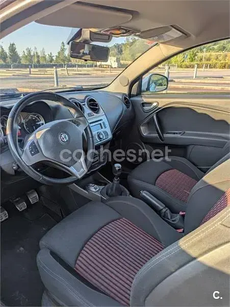 Usado Alfa Romeo MiTo Distinctive 105 CV (77 kW) 2009 Blanco Utilitario