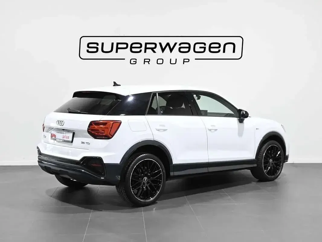 Usado Audi Q2 150 CV (110 kW) 2021 Blanco SUV
