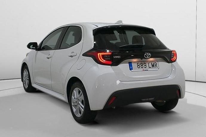 Usado Toyota Yaris Edition 125 CV (91 kW) 2021 Utilitario