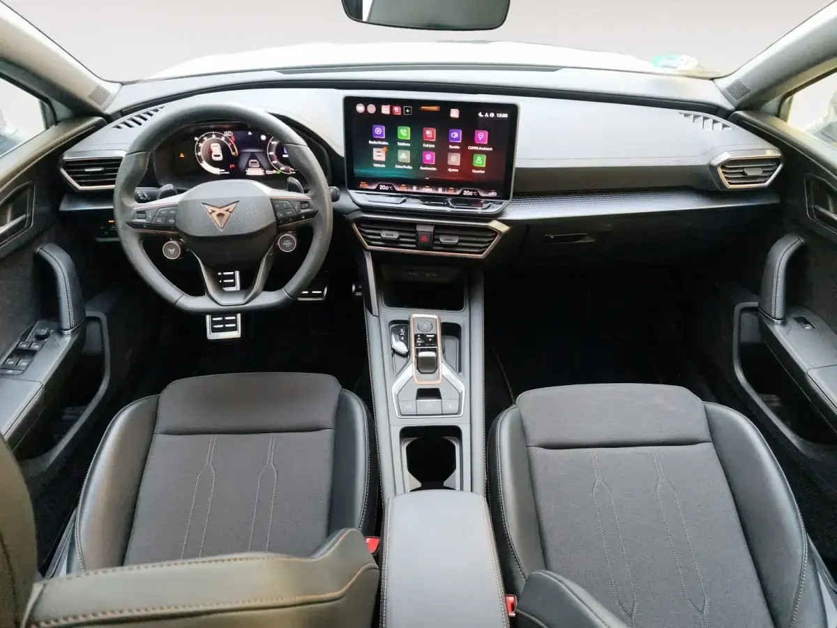 Usado Cupra Leon 150 CV (110 kW) 2024 Blanco