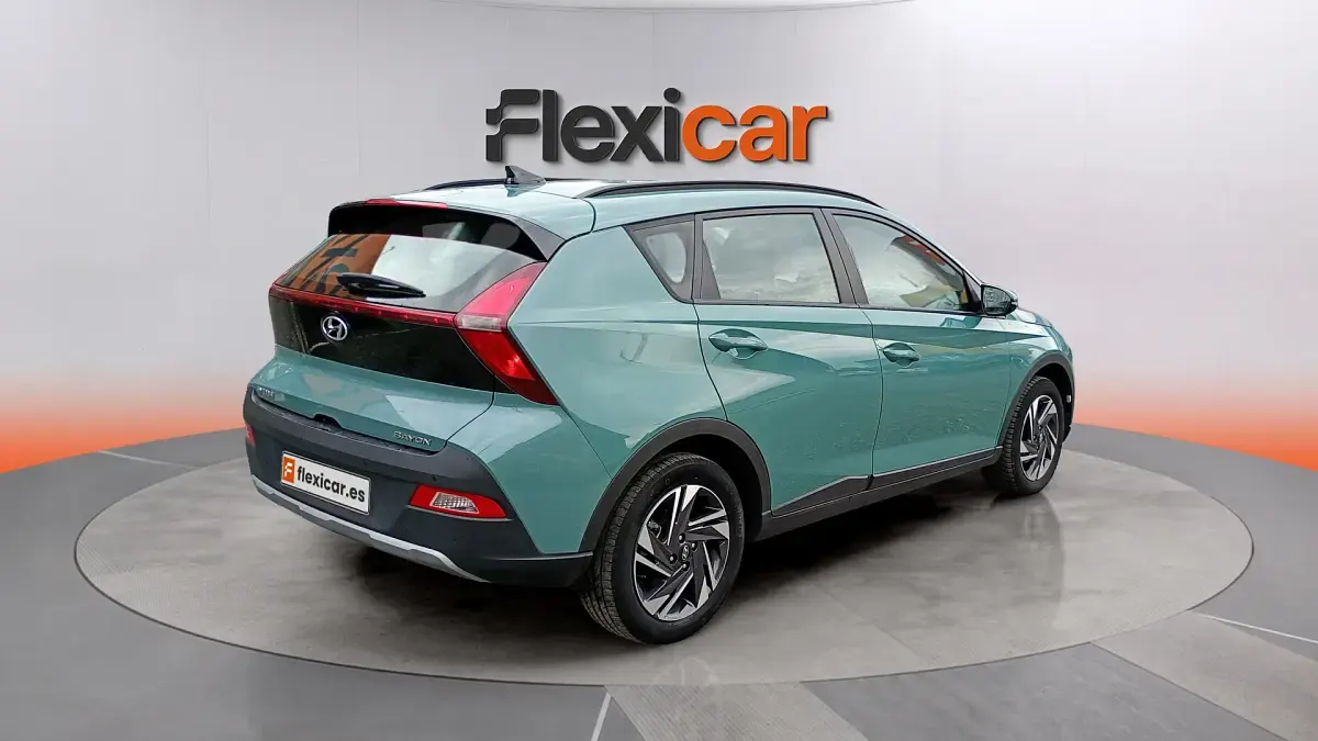 Usado Hyundai Bayon 84 CV (61 kW) 2023 Verde SUV