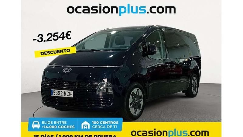 Azul Usado 2022 Hyundai Staria Van | 32.546 € (Un poco caro) - Imagen 1/4