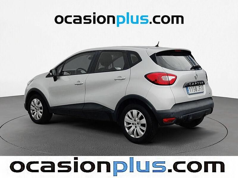 Usado Renault Captur Intens 90 CV (66 kW) 2015 Gris plata SUV