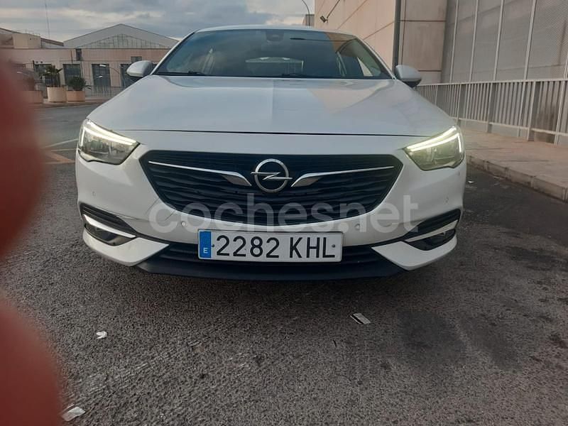 Usado Opel Insignia 136 CV (100 kW) 2018 Blanco Berlina
