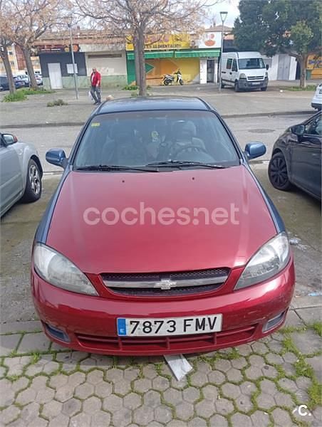 Azul Usado 2007 Chevrolet Lacetti SE Berlina | 2000 € - Imagen 1/4