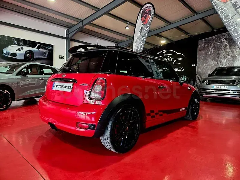 Usado Mini John Cooper Works 211 CV (155 kW) 2009 Rojo Utilitario