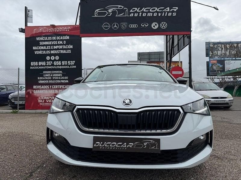 Usado Skoda Scala Ambition 90 CV (66 kW) 2021 Blanco Utilitario