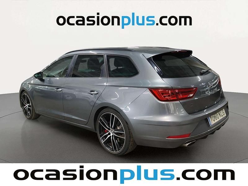 Usado Seat Leon CUPRA 300 CV (220 kW) 2018 Gris Monovolumen