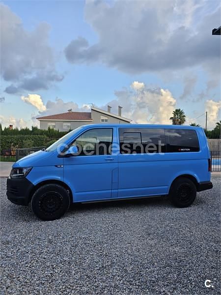 Azul Usado 2017 VW Caravelle Monovolumen | 28.500 € (Un poco caro) - Imagen 1/4