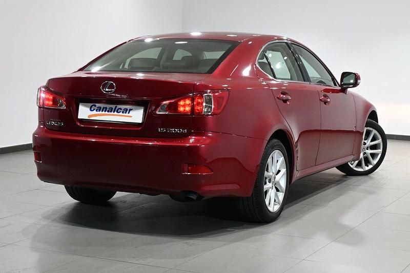 Usado Lexus IS200d 150 CV (110 kW) 2010 Rojo Berlina