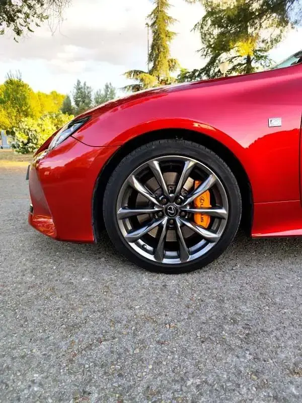 Usado Lexus RC300h Sport Line 223 CV (164 kW) 2020 Rojo Coupe