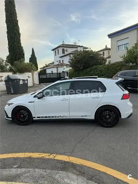 Usado VW Golf VII GTI Clubsport 301 CV (221 kW) 2021 Blanco Utilitario