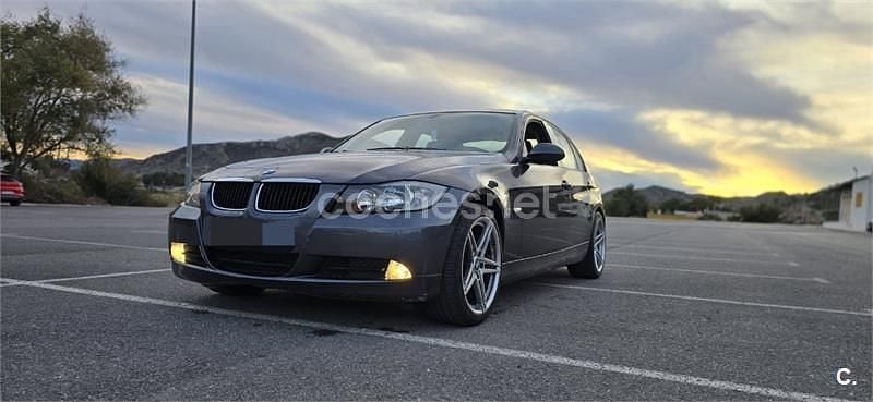 Gris / plata Usado 2006 BMW 330 Berlina | 5000 € - Imagen 1/4