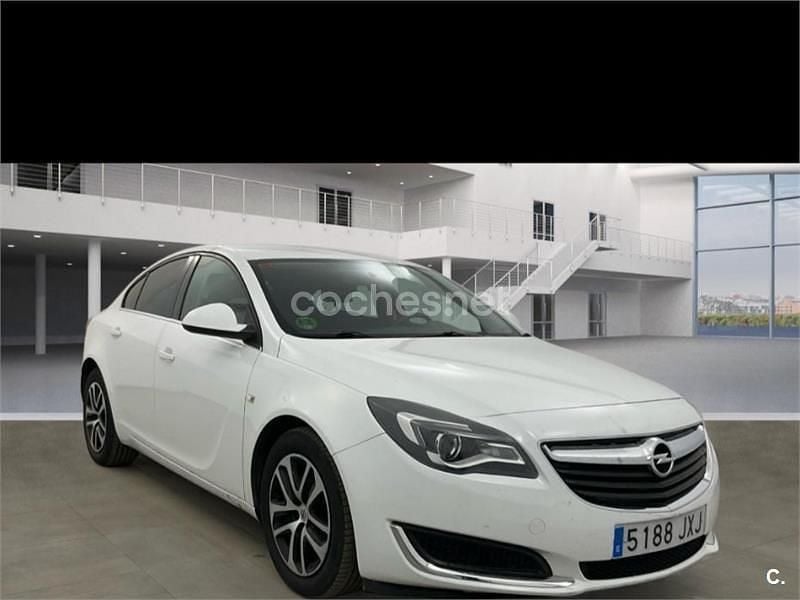 Usado Opel Insignia Eco 136 CV (100 kW) 2017 Blanco Berlina