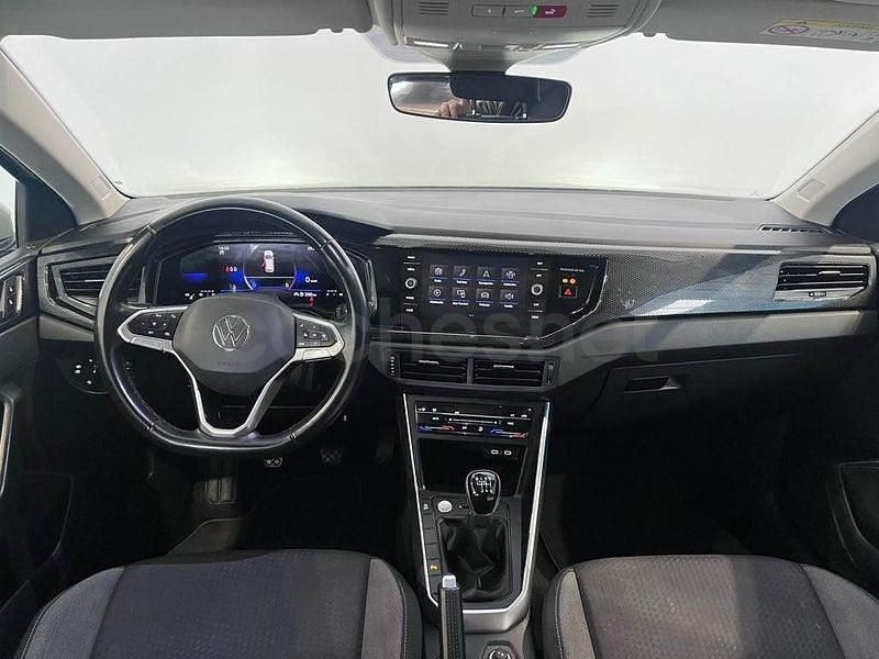 Usado VW Taigo Life 110 CV (80 kW) 2024 Gris / plata SUV