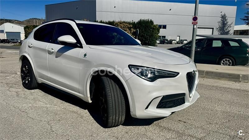 Usado Alfa Romeo Stelvio 510 CV (375 kW) 2019 Blanco SUV