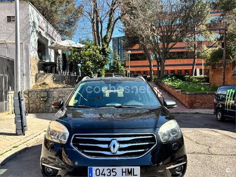 Usado Renault Koleos Dynamique 150 CV (110 kW) 2012 Negro SUV