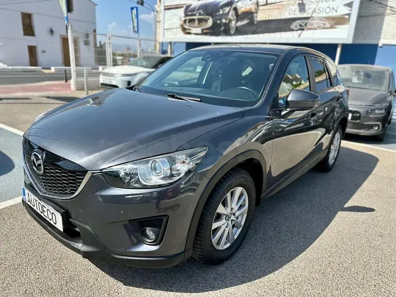Usado Mazda CX-5 Style 150 CV (110 kW) 2014 Gris / plata SUV