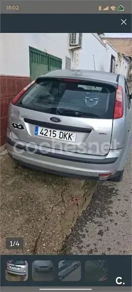 Usado Ford Focus Trend 90 CV (66 kW) 2005 Gris / plata Berlina