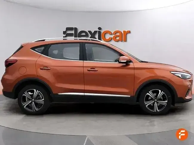 Usado MG ZS Comfort 116 HP (85 kW) 2025 Laranja SUV