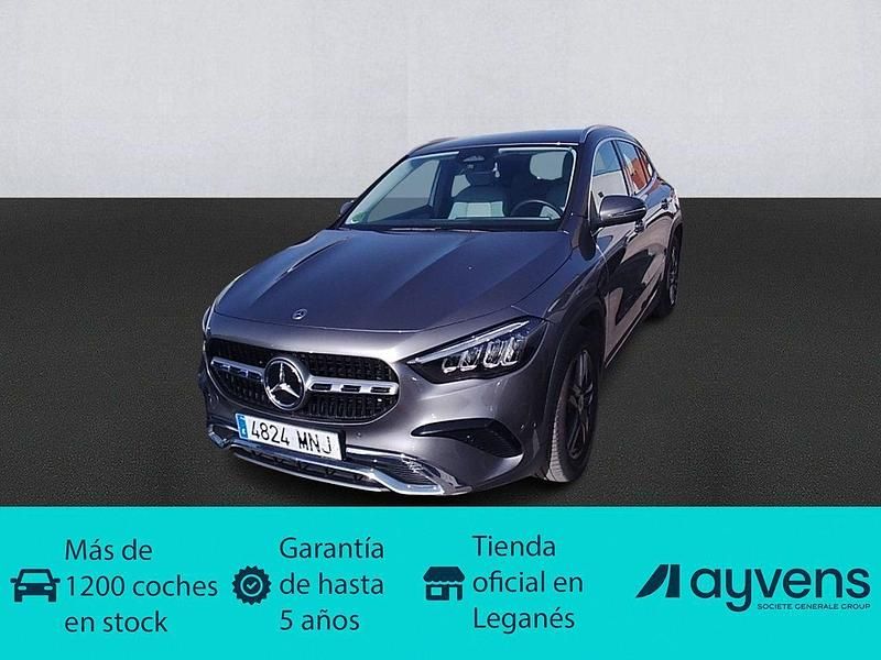 Usado Mercedes GLA200 150 CV (110 kW) 2024 Gris SUV
