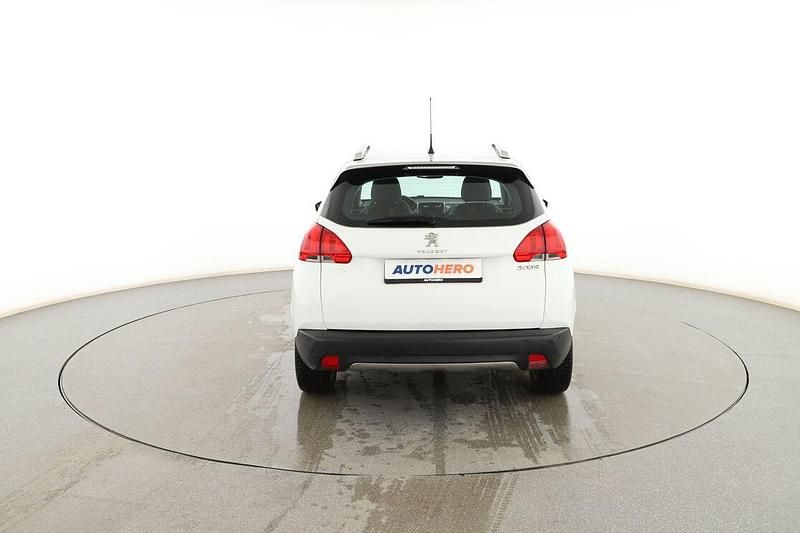 Usado Peugeot 2008 Allure 120 HP (88 kW) 2014 Branco SUV