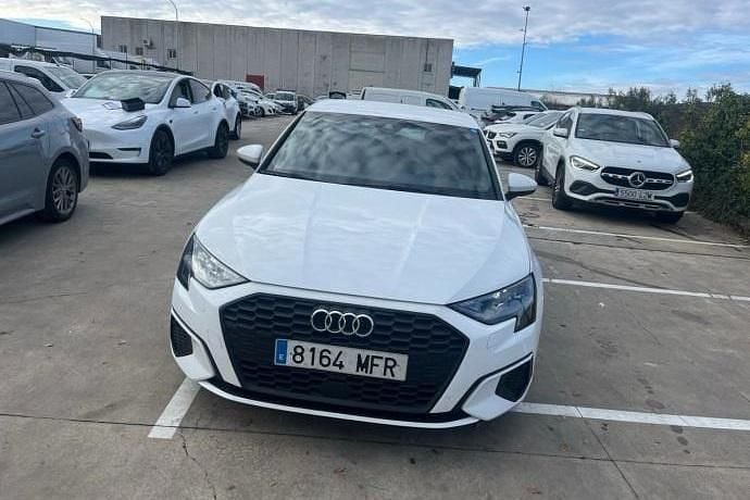 Usado Audi A3 116 HP (85 kW) 2023 Sedan