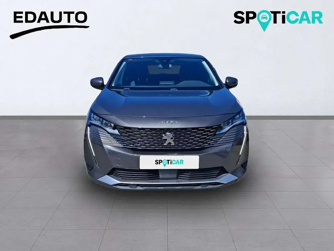 Usado Peugeot 3008 Access 131 CV (96 kW) 2020 Gris SUV