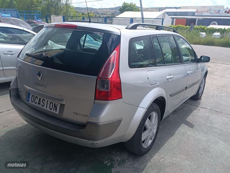 Usado Renault Mégane GrandTour 130 CV (95 kW) 2007 Gris Familiar