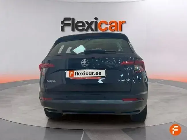 Usado Skoda Karoq Ambition 115 CV (84 kW) 2019 Negro SUV