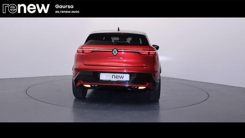 Usado Renault Mégane Iconic 161 kW (219 CV) 2022 Rojo Berlina