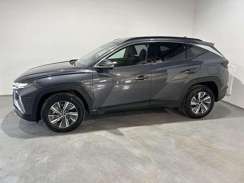 Usado Hyundai Tucson 230 CV (169 kW) 2023 Gris SUV